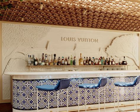 louis vuitton restaurant locations|Louis Vuitton stores UK locator.